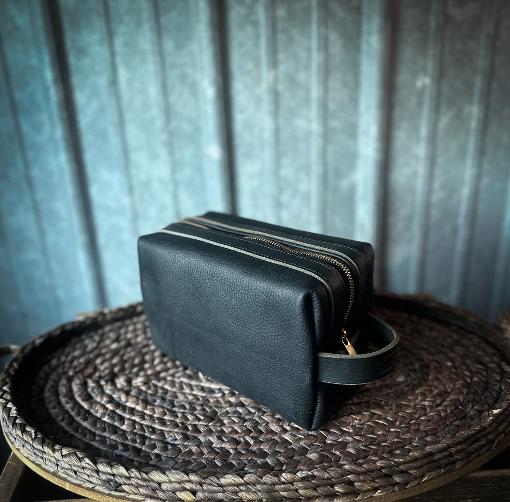 Dopp Kit/Toiletry Bag